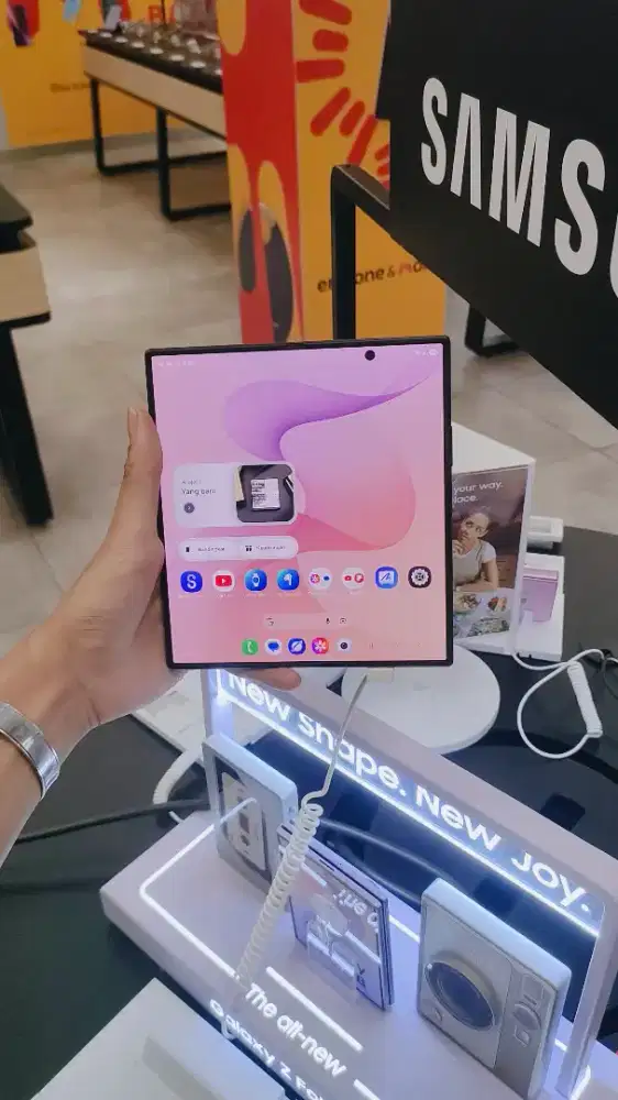Samsung Galaxy Z Fold8 Ultra | Foldable Premium | Cicilan Home Credit