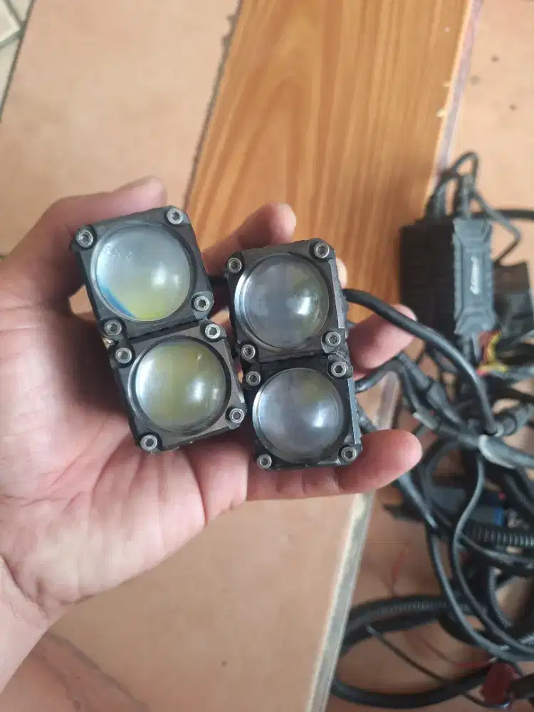 MINI PROJECTOR PRO7 2 MATA