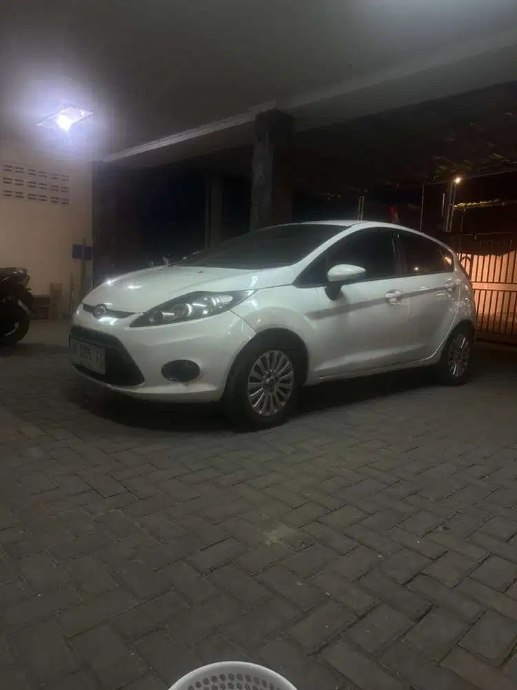 Ford Fiesta 2013 Bensin