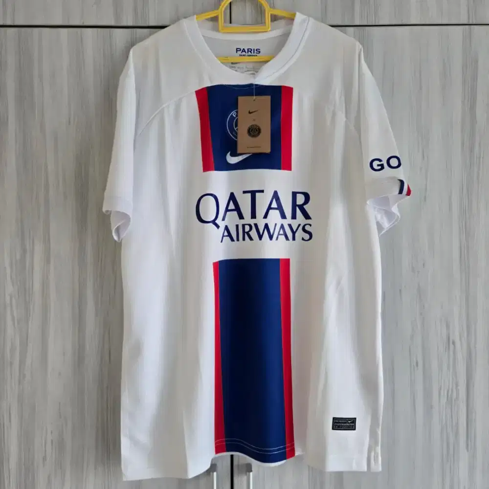 Jersey PSG away putih size L