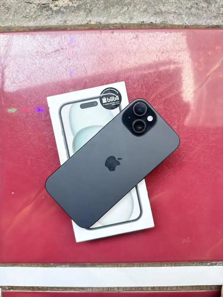 iPhone 15 Black 128GB Resmi SA/A Blibli