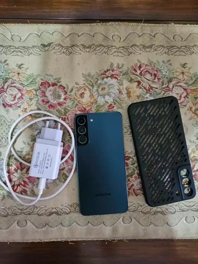 samsung s22 plus 5g 12/256gb inter