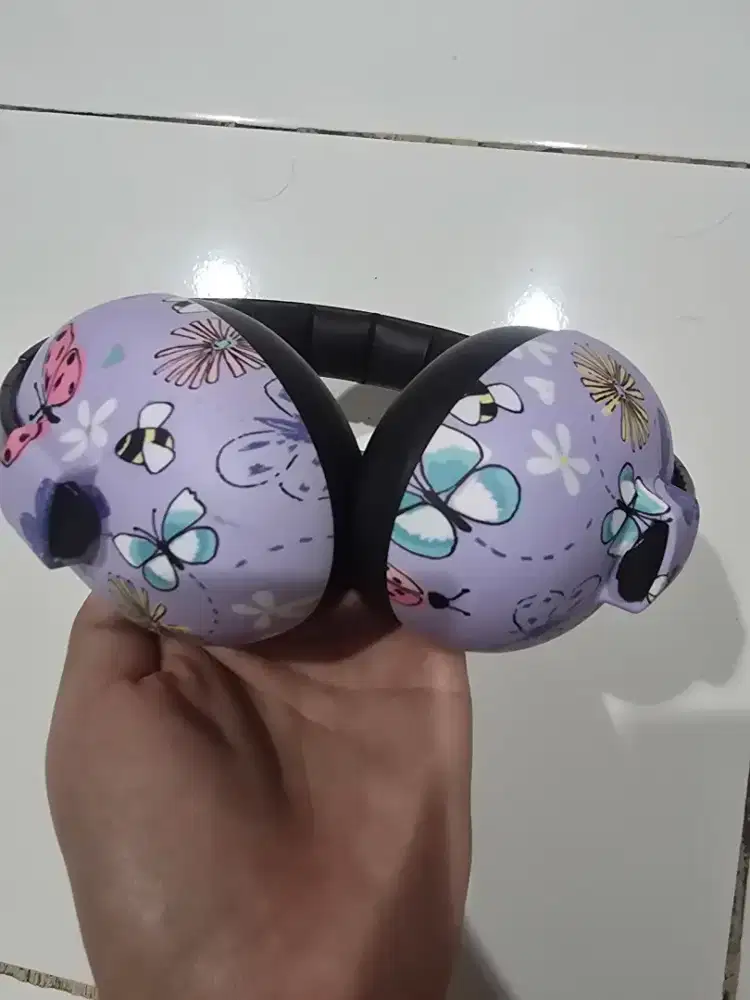 Penutup Telinga Bayi Banz
