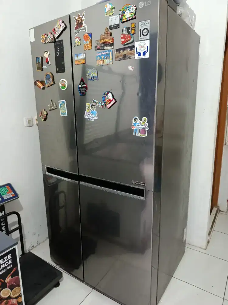 Kulkas 2 pintu besar LG