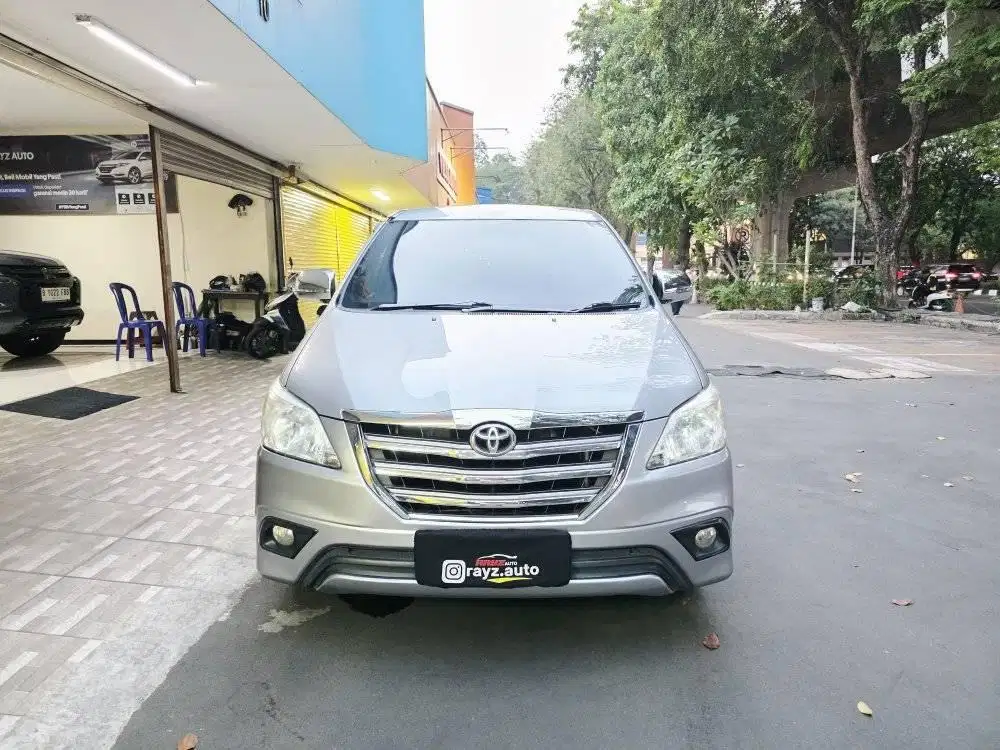 Toyota Kijang Innova 2.0 G NIK 2015