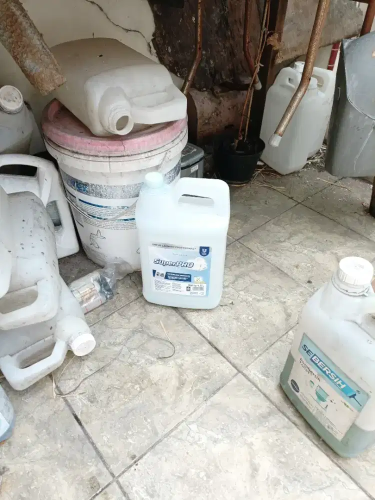 Jerigen bekas 5 liter