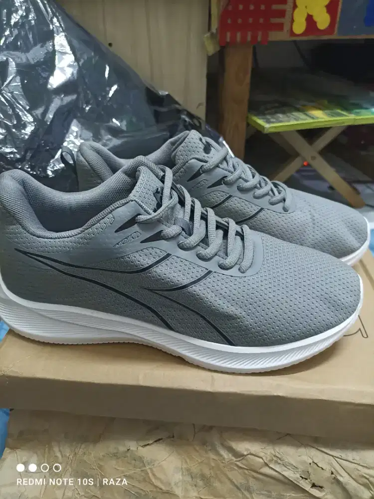 Sepatu running airwalk no 40