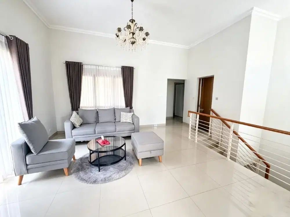 RUMAH HOOK 2 LANTAI DI ROYAL TAJUR BOGOR