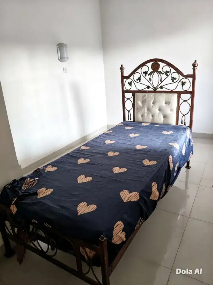 Tempat tidur minimalis rangka besi kasur spring bed