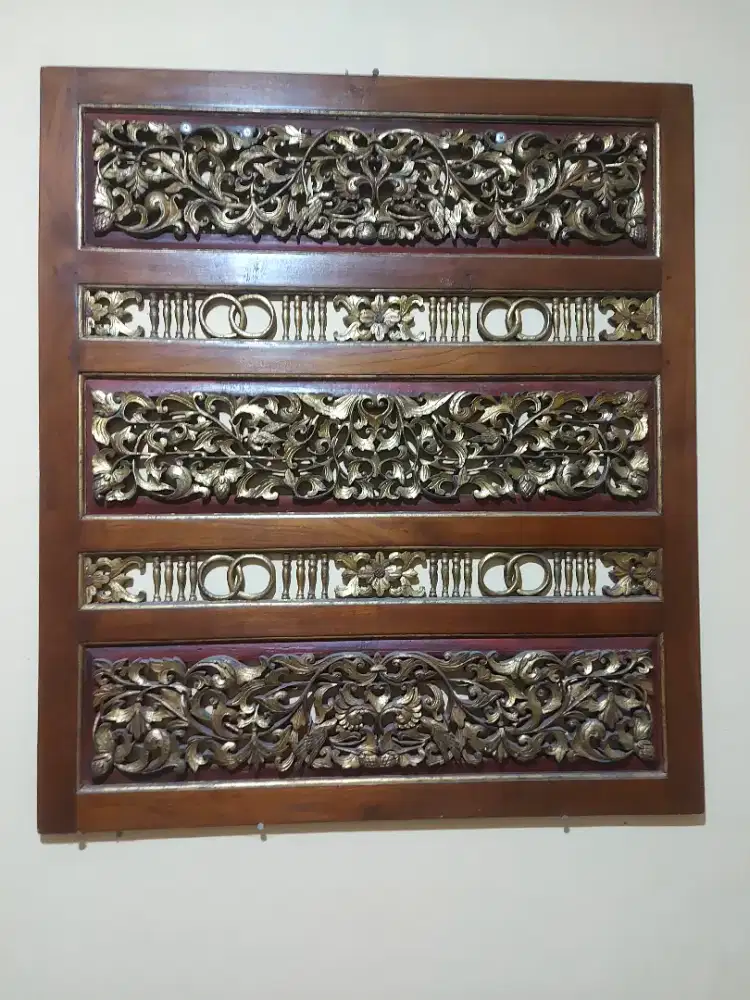 SEPASANG PANEL UKIRAN ANTIK