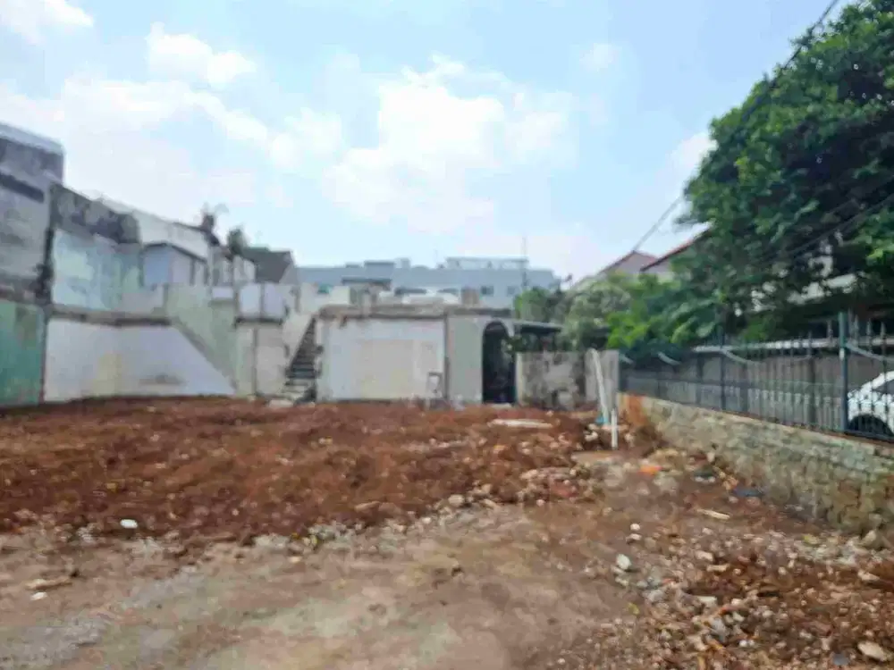 jual rumah hitungan tanah di komplek duren tiga jaksel cocok untuk bangun Kos kosan