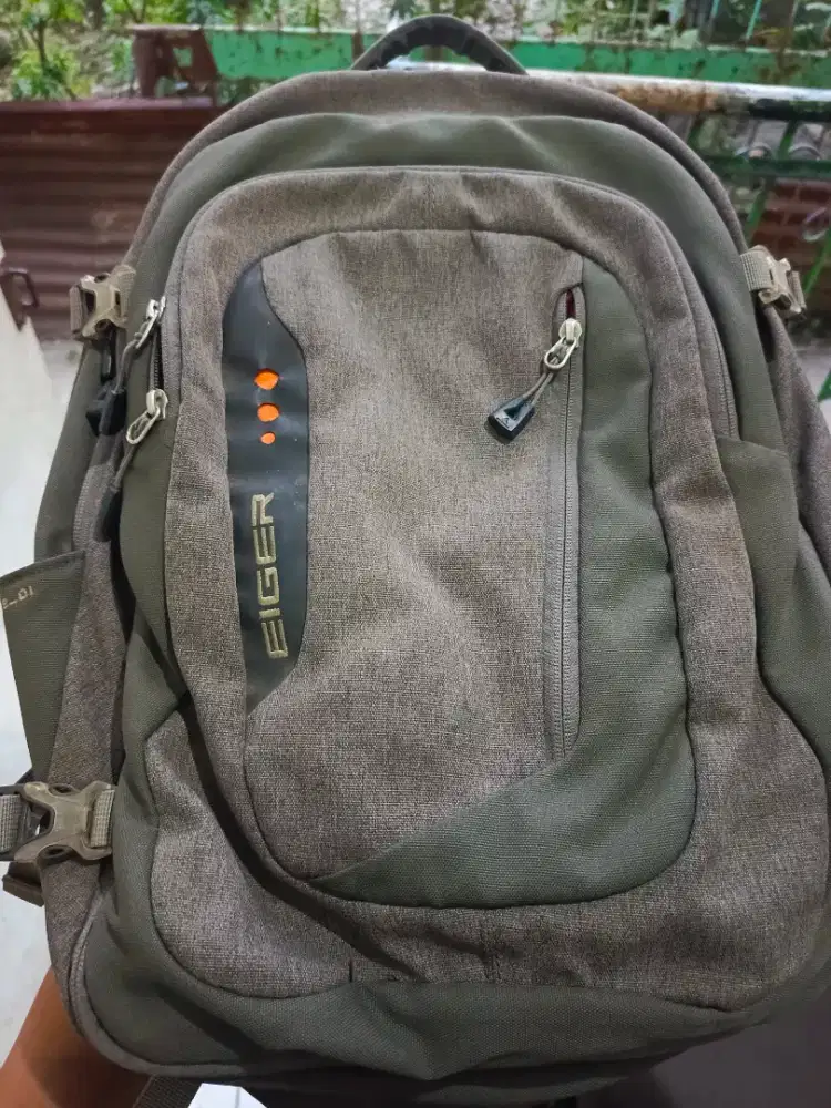 Tas eiger bekas