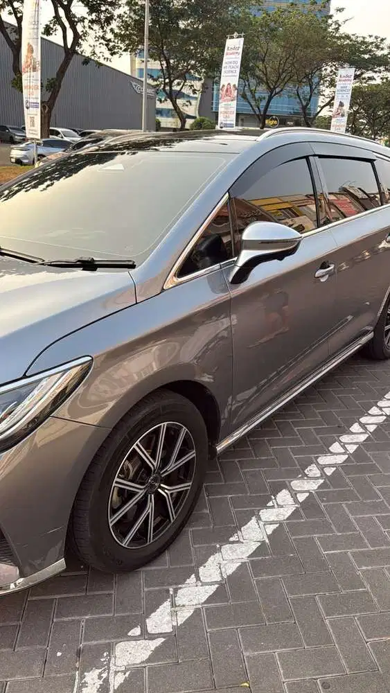 BYD M6 2024 Listrik