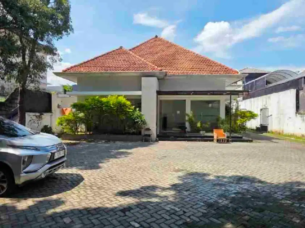 JUAL : DR SUTOMO / POLISI ISTIMEWA