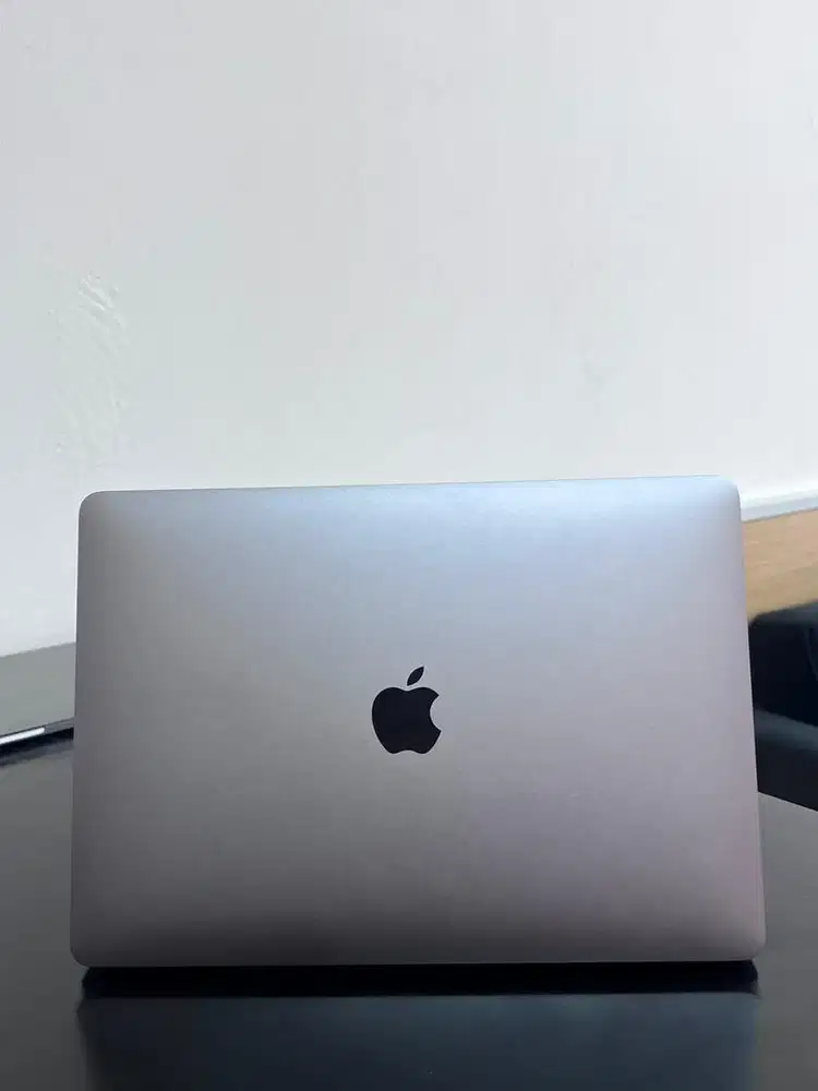 Macbook Air M1 2020 8/128Gb 13inch