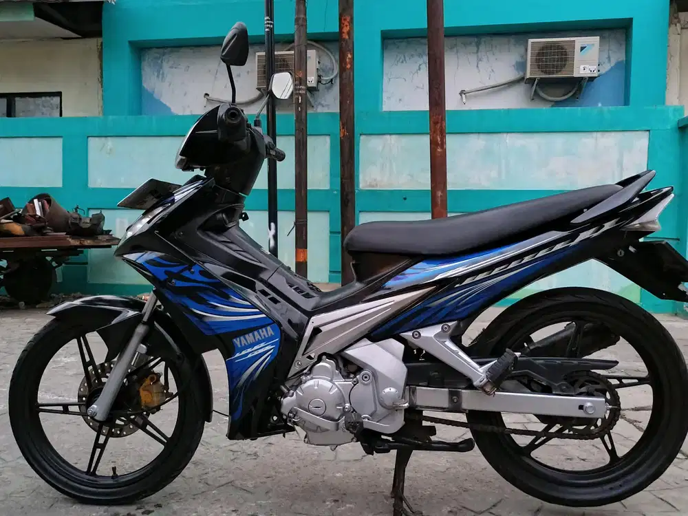 Yamaha Jupiter MX 2010 stater tokcer halus mulus terawat