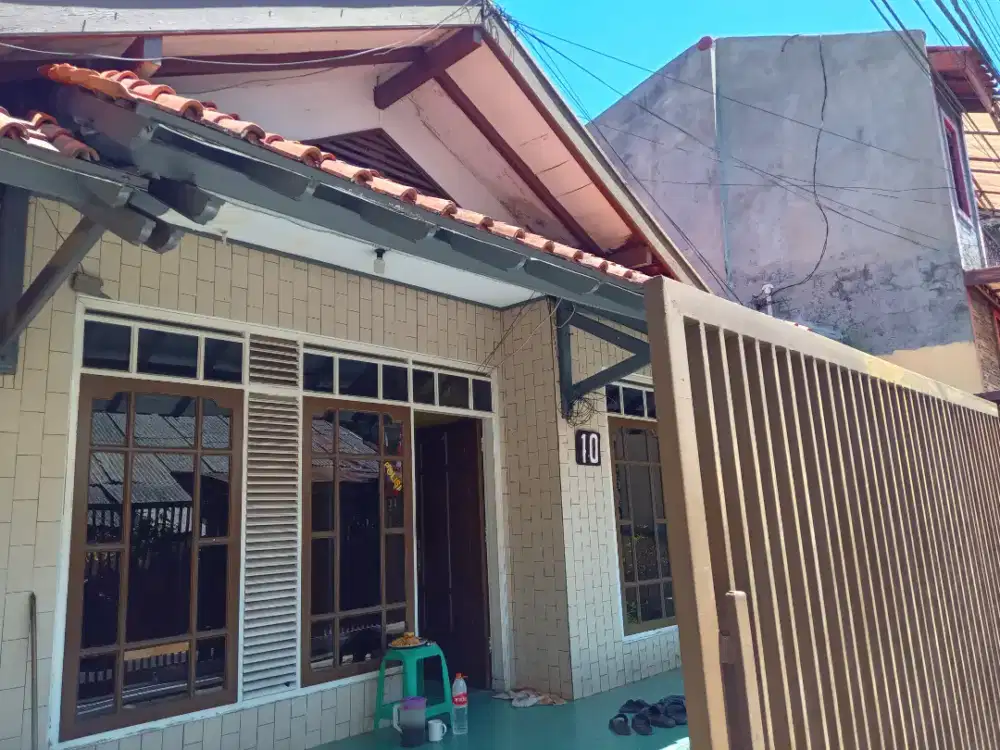 DISEWAKAN RUMAH 2KT BANJARSARI 8 / ANTAPANI