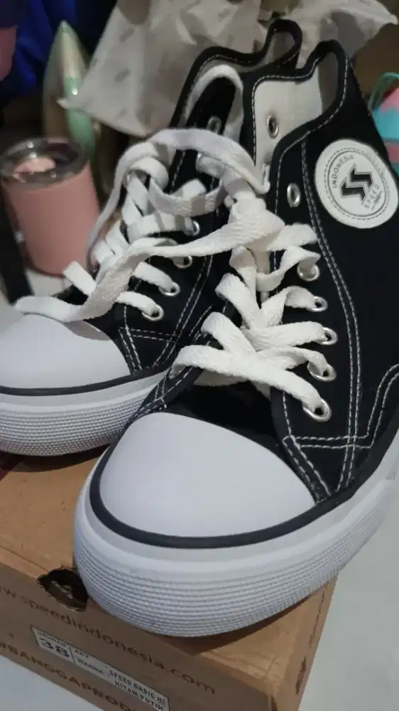 Sepatu warior size 38
