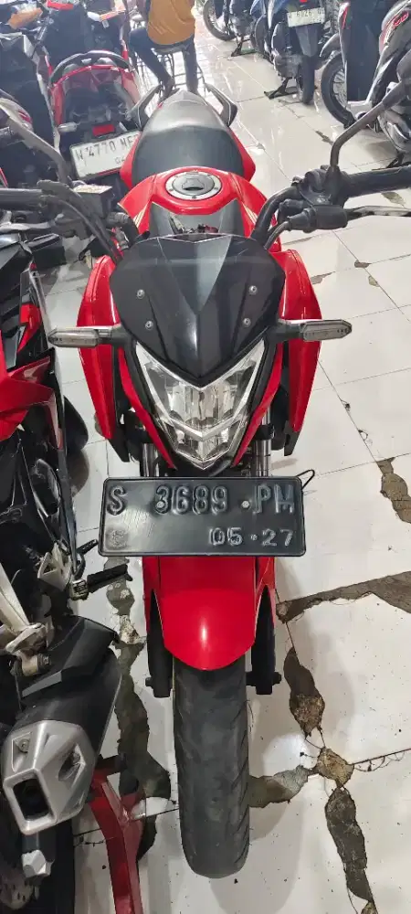 Tersedia juga CB 150 R