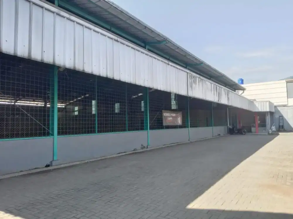 Jual lapang futsal  lokasi masiluk mobil lokasi jln laswi