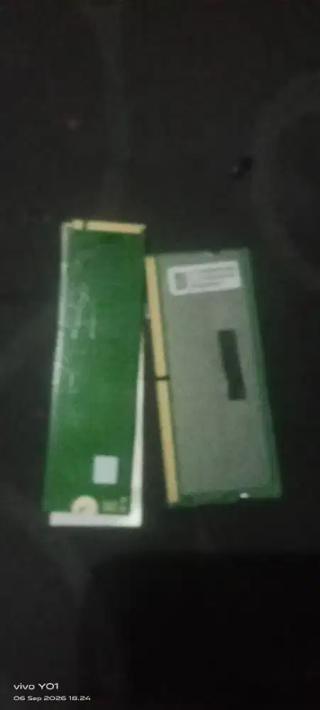 Memori DDR5 8 gb dan SSD VME 512gb