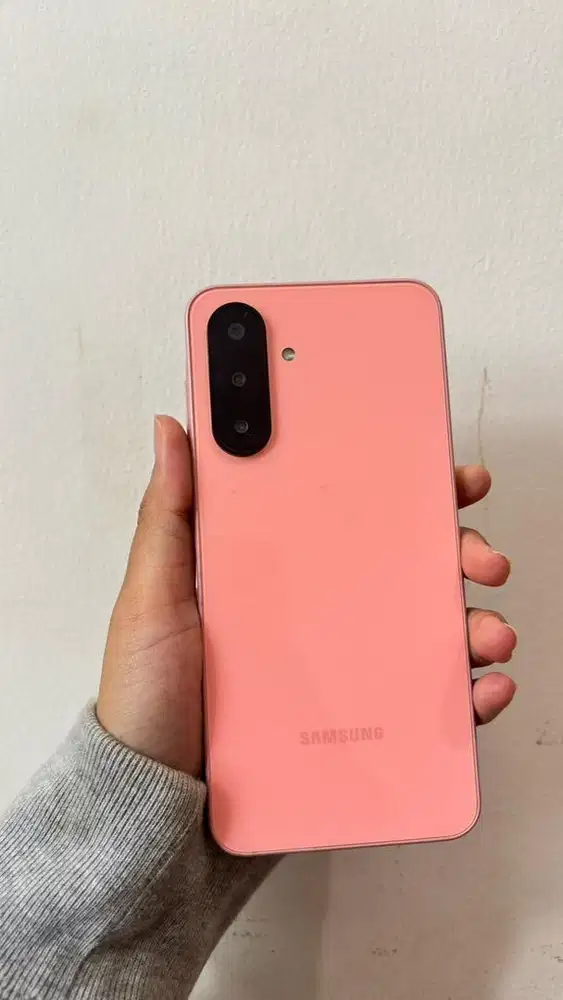 SAMSUNG A26 (second) — peach pink