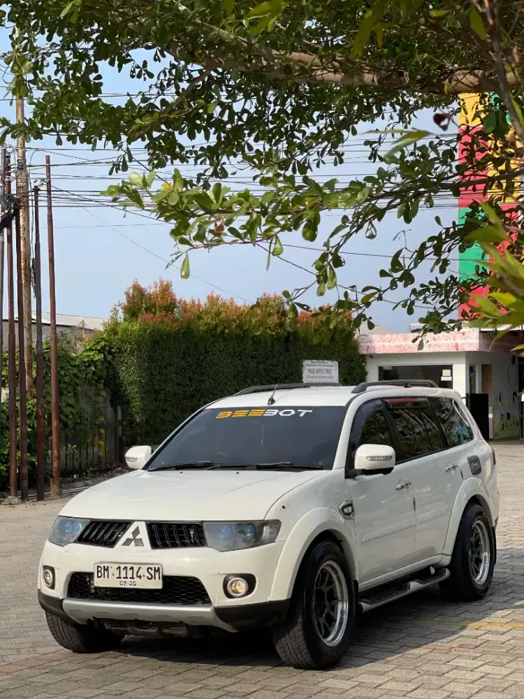 Pajero Exceed Tahun 2010 full modif