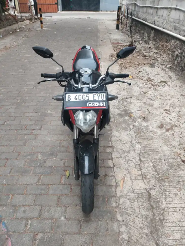 DIJUAL VIXION ADVANCE 2015