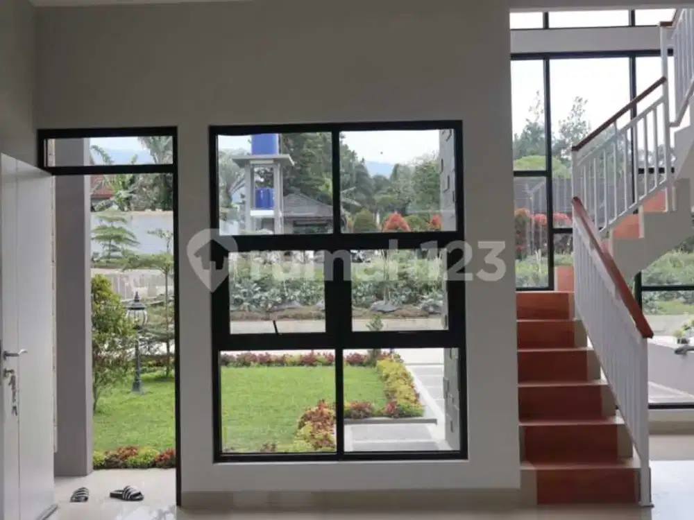 Rumah Baru Semi Villa di Lembang Bandung