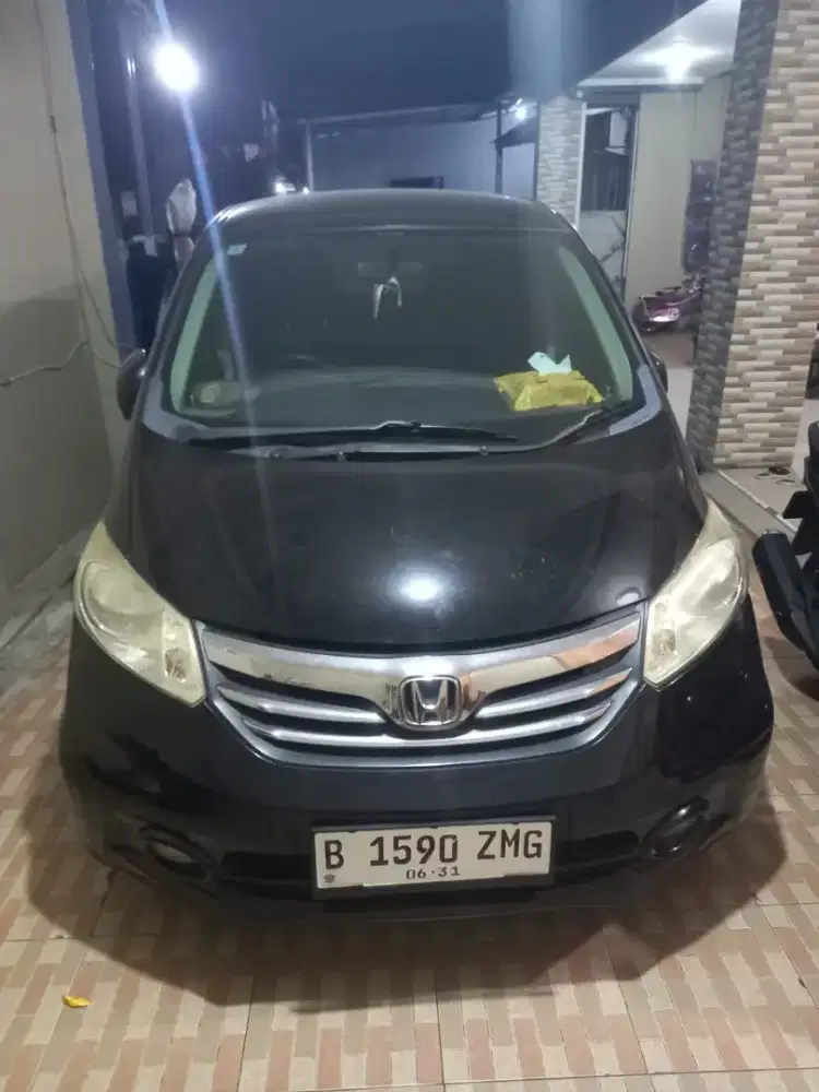 Honda freed 2014 A.t