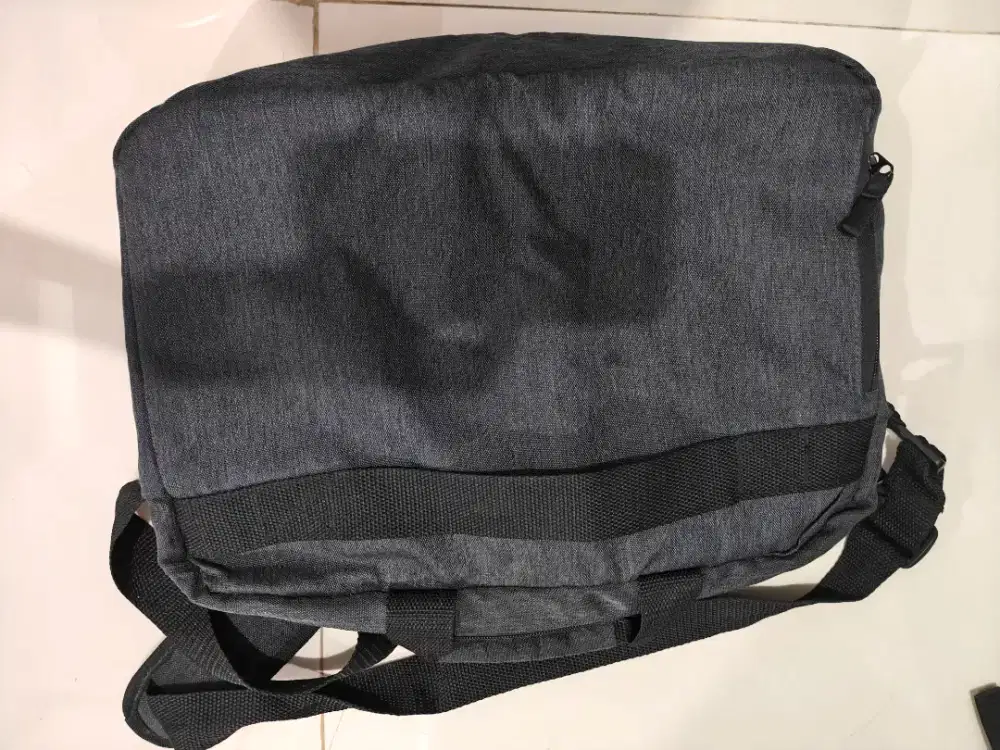 Tas laptop HP bawaan lgsg dr laptop HP