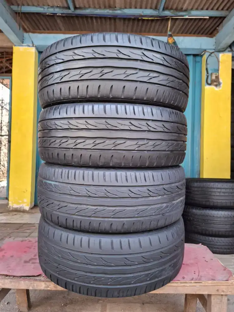 BAN 215/45 R18 KUMHO ECSTA PS31