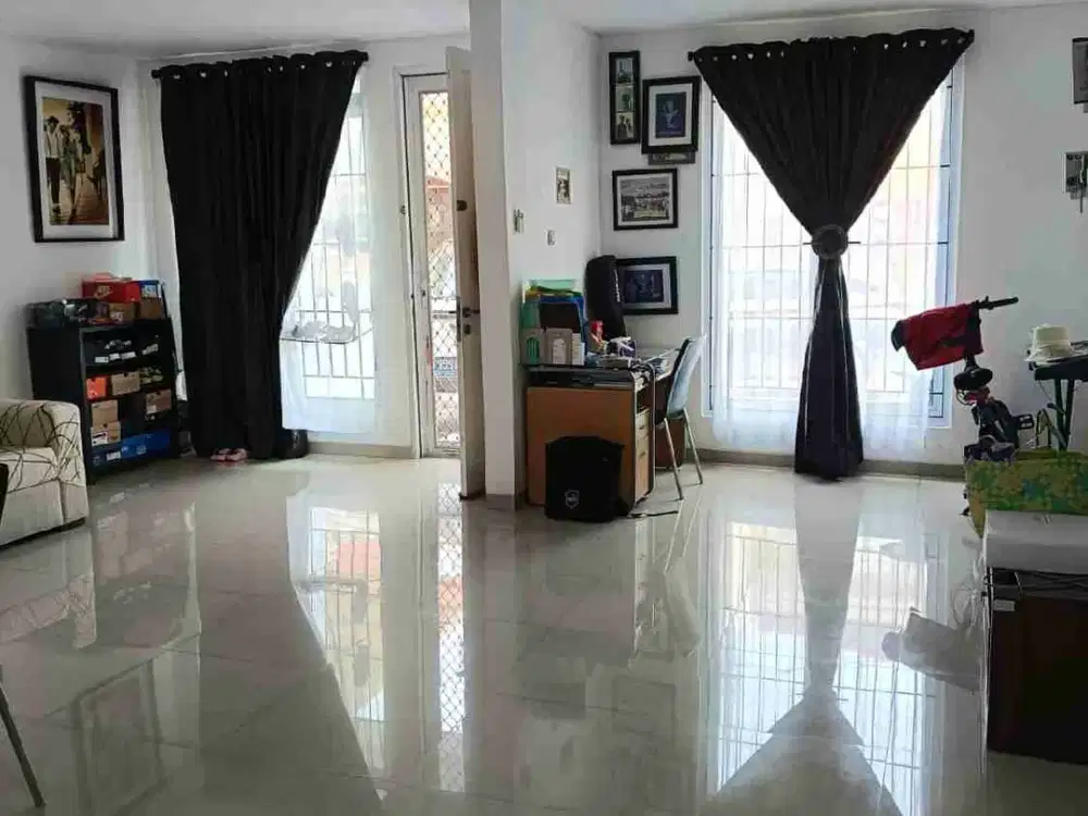 Dijual Rumah 2 lt Rapih di Gading Arcadia Kelapa Gading Jakarta Utara
