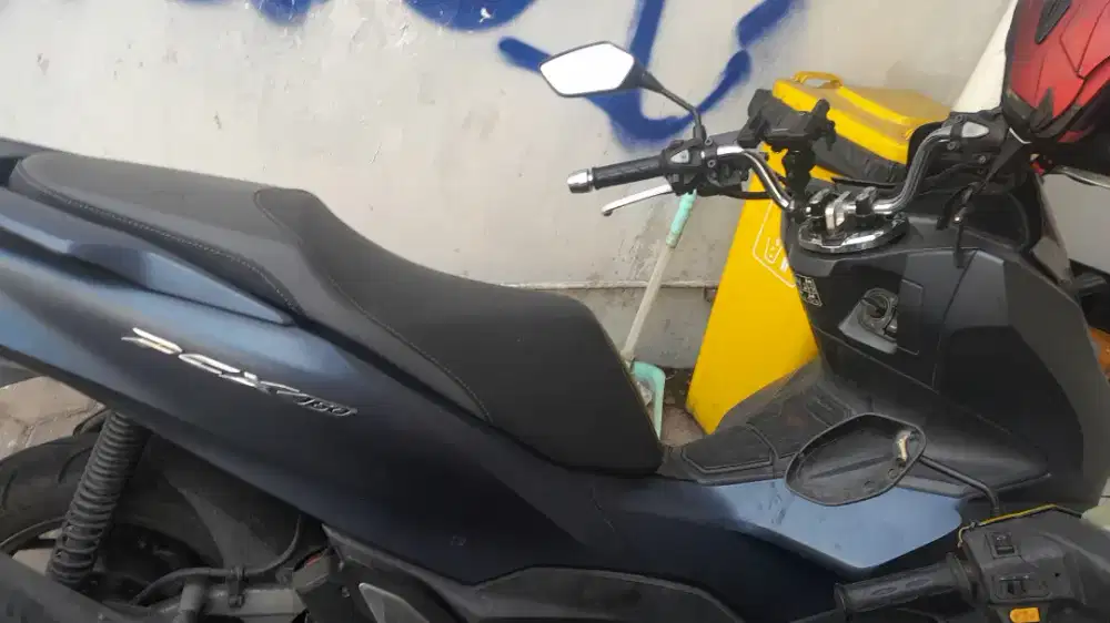 Pcx 160 cbs tahun 2023