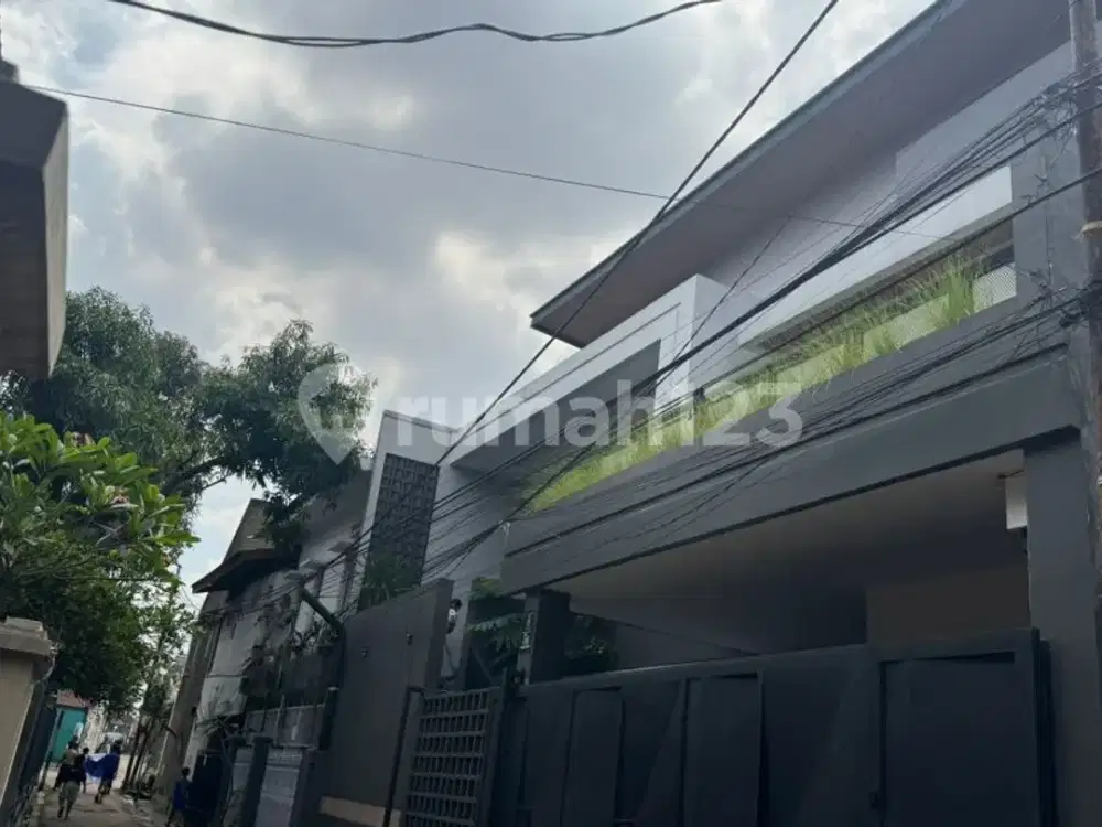 Rumah Bagus Lokasi Strategisdi Lewipanjang Bandung