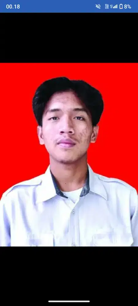 cari kerja apa saja, all role bisa guru bisa apa aja dah intinya