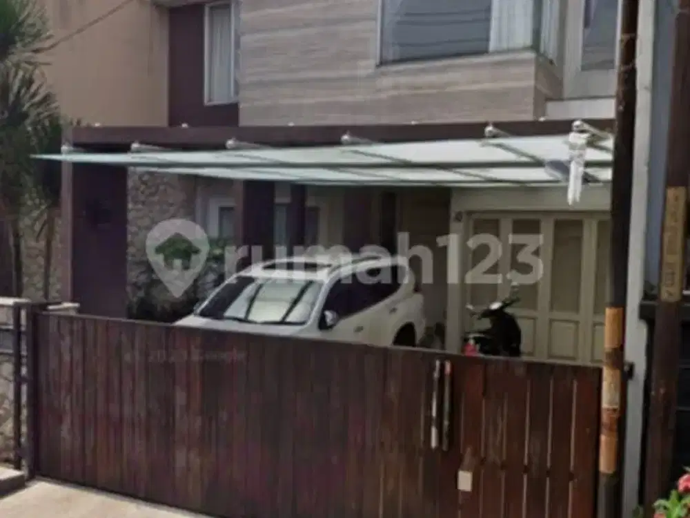 Rumah Bagus Siap Huni Full Furnished di Bojongloa Kidul Bandung