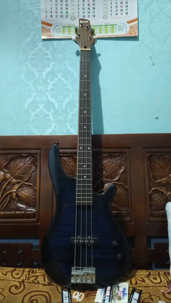 Gitar bass ibanez 4 string