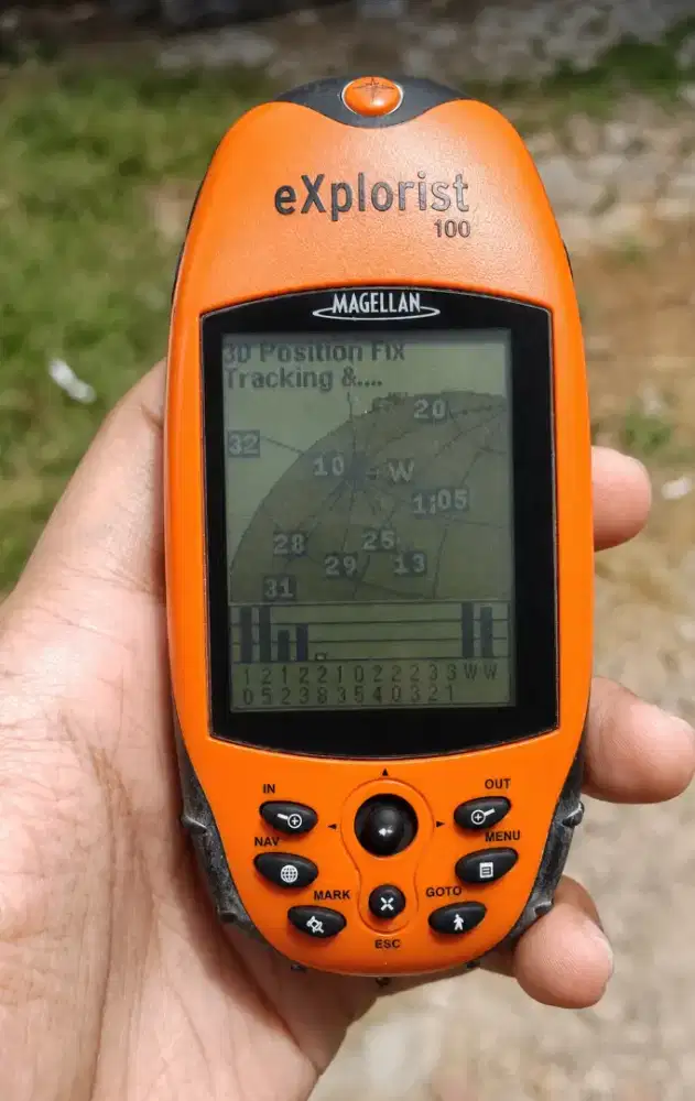 GPS Magellan Explorist 100