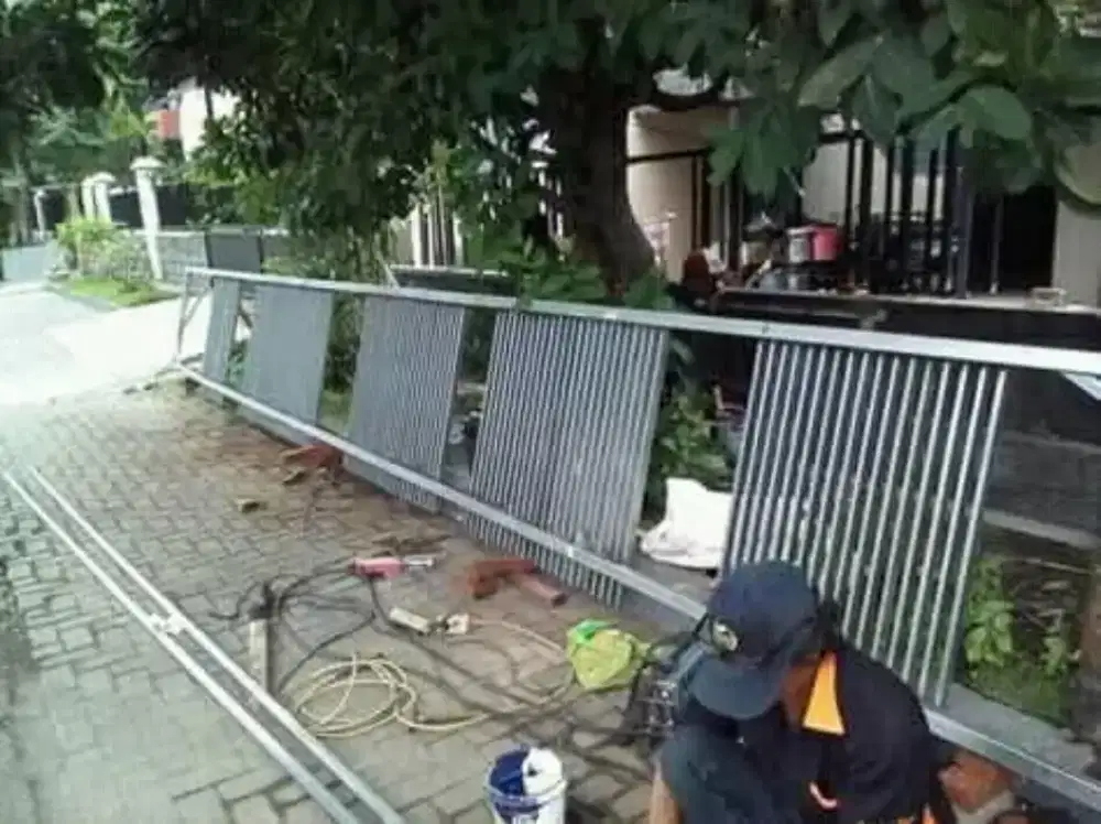 Menerima pekerjaan borong jasa dan material..dn pagar,kanopi,properti