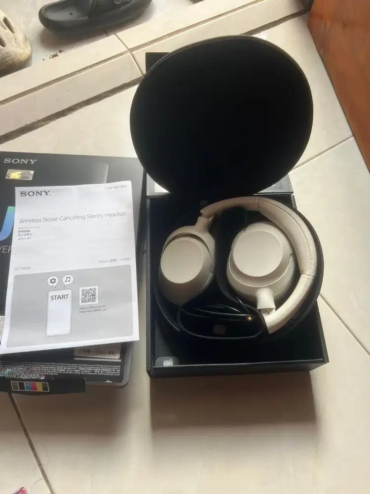 Sony ULT Wear WH-ULT900N Off-White | Mulus, Garansi Panjang, Fullset