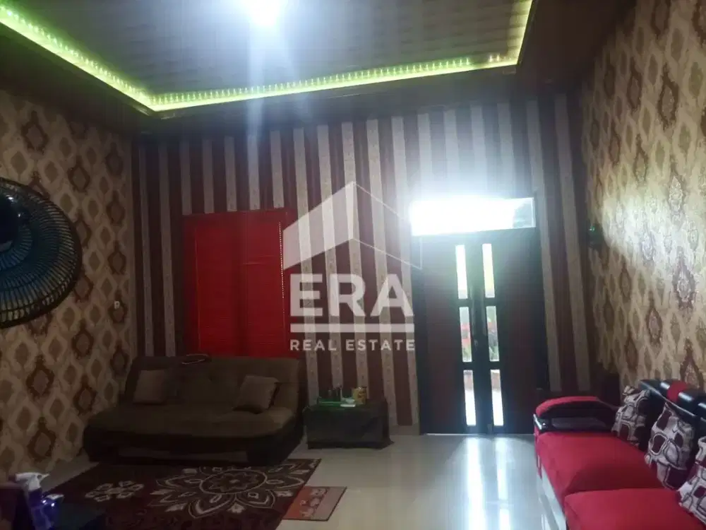 Dijual Cepat Rumah 2 Lantai di Mustika Grande, Bekasi