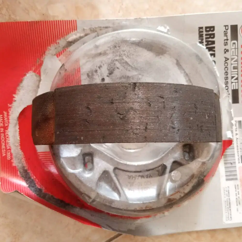 Kampas Rem Belakang Original Yamaha Genuine Parts 1LB Copotan