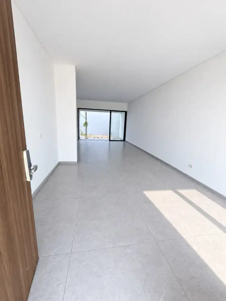 Dijual rumah bangunan baru Di setra.duta