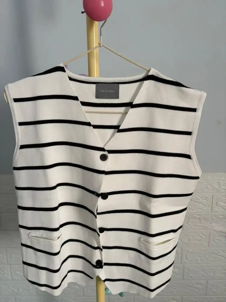 Preloved Baju This is April All Size