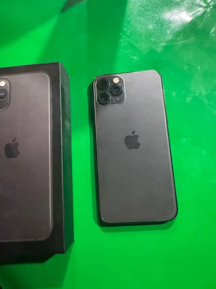 Iphone 11 pro 256gb lebih ocee