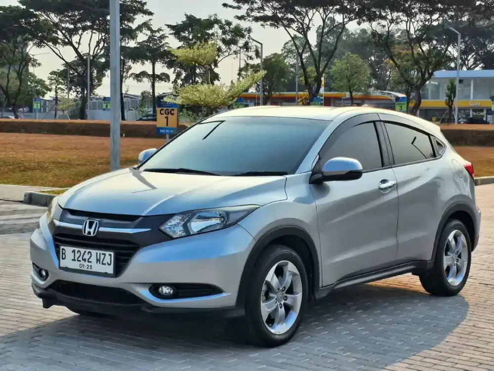 Honda Hrv E 1.5 Automatic 2018 Bensin Silver Metalik