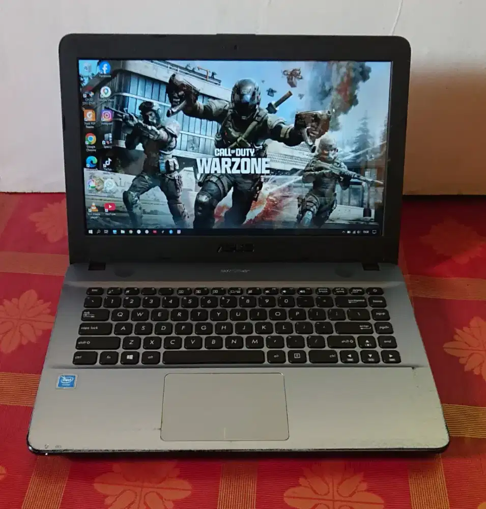 LAPTOP ASUS X441M / Layar 14inch-Celeron N4000-RAM DDR4 4Gb-HDD 500GB