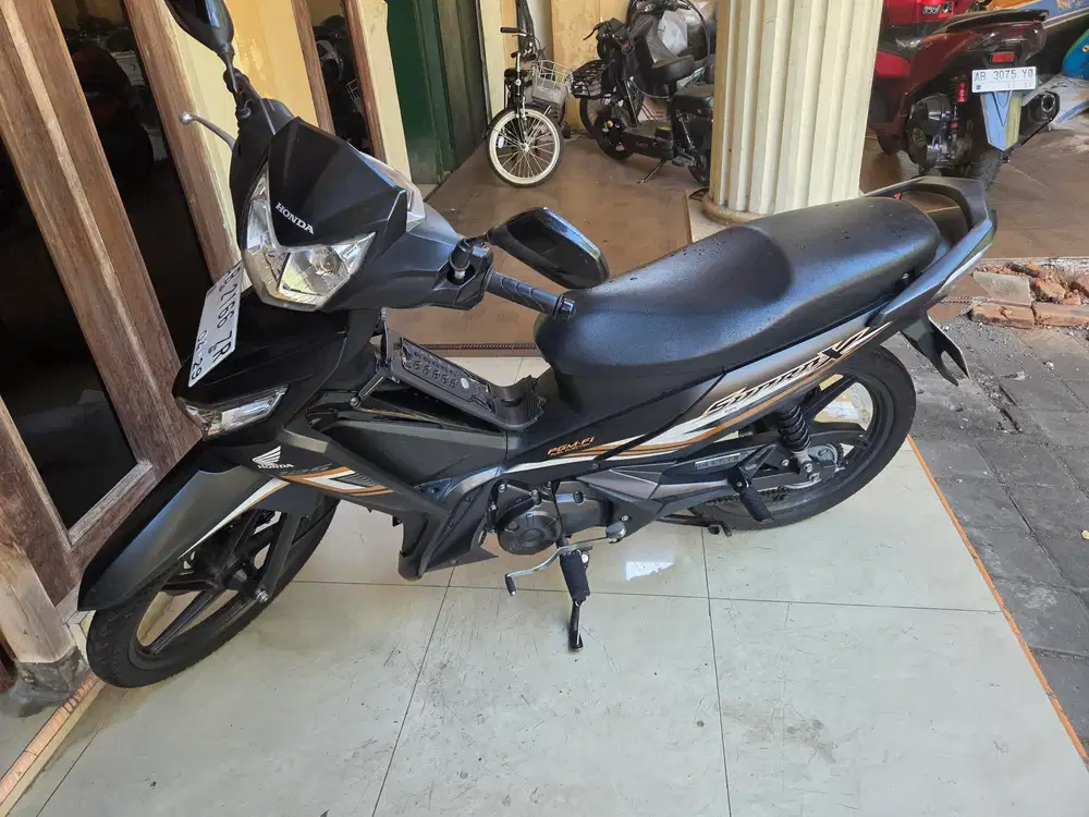 Supra 125 cw f1 hitam 2024 Gbm bisa tunai // kredit