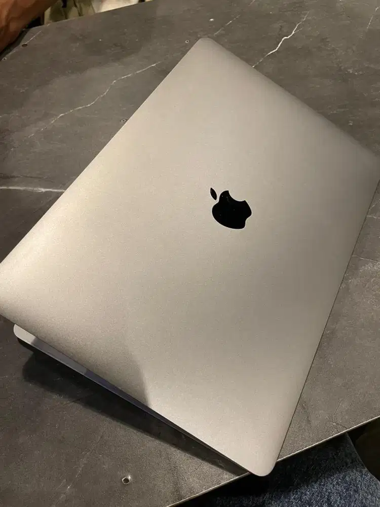 Macbook PRO 2017 8/128 fullset
